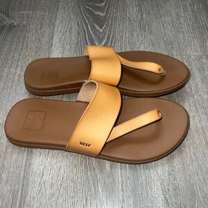 Reef sandals